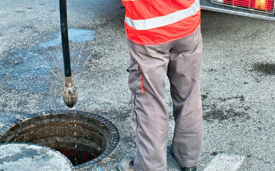comment déboucher des toilette Compiègne